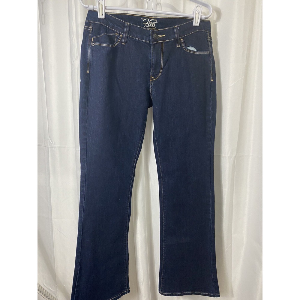 OLD NAVY FLIRT BLUE JEANS SIZE 6 SHORT BOOTCUT